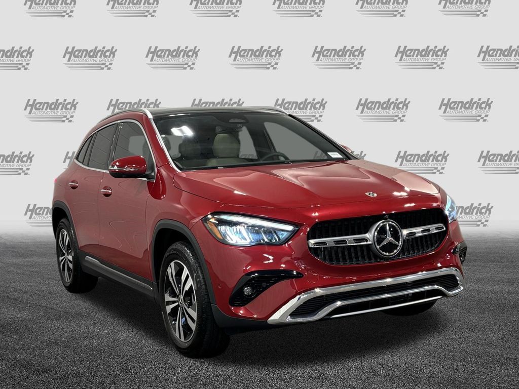 2026 Mercedes-BENZ GLA — фото 2