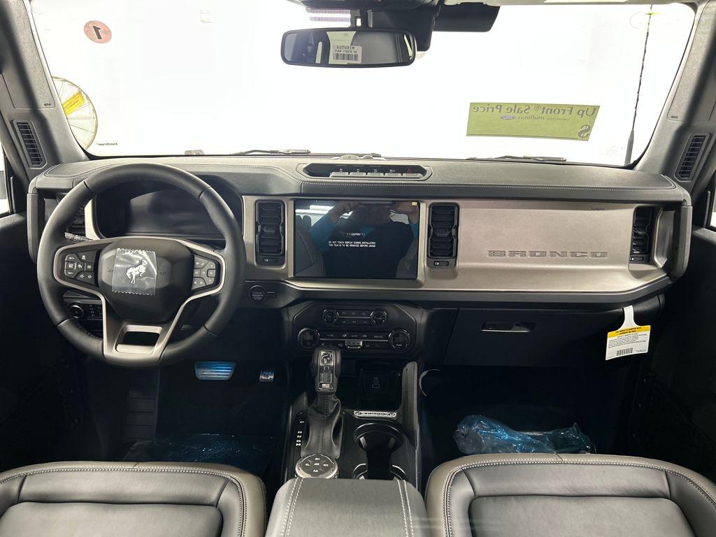 FORD BRONCO - 8