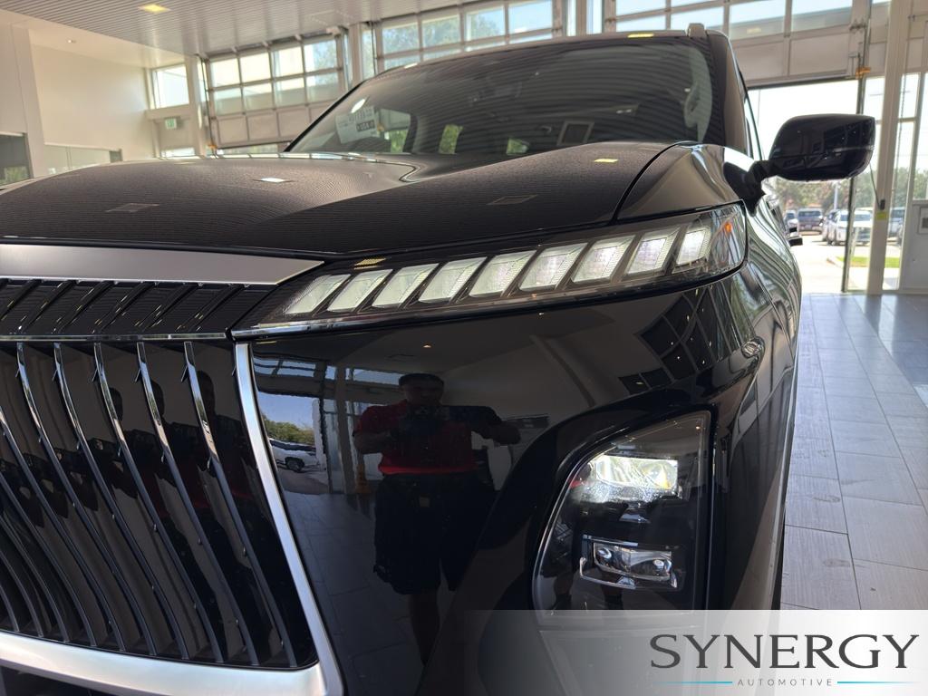 صورة مصغرة 10 لـ 2027 Infiniti QX80 LUXE