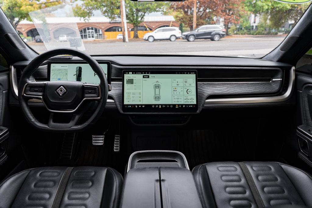 2023 Rivian R1T ADVENTURE QUAD MOTOR LARGE PACK — фото 10