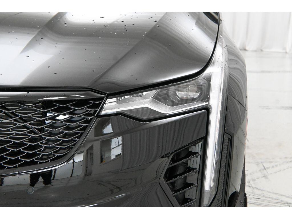 2026 Cadillac CT4-V V-SERIES BLACKWING RWD — фото 11