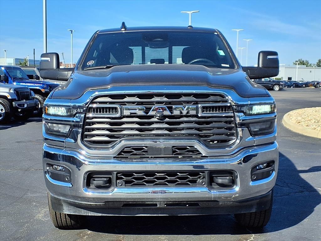 2025 RAM 2500 TRADESMAN CREW CAB 4X4 6'4' BOX 照片 5