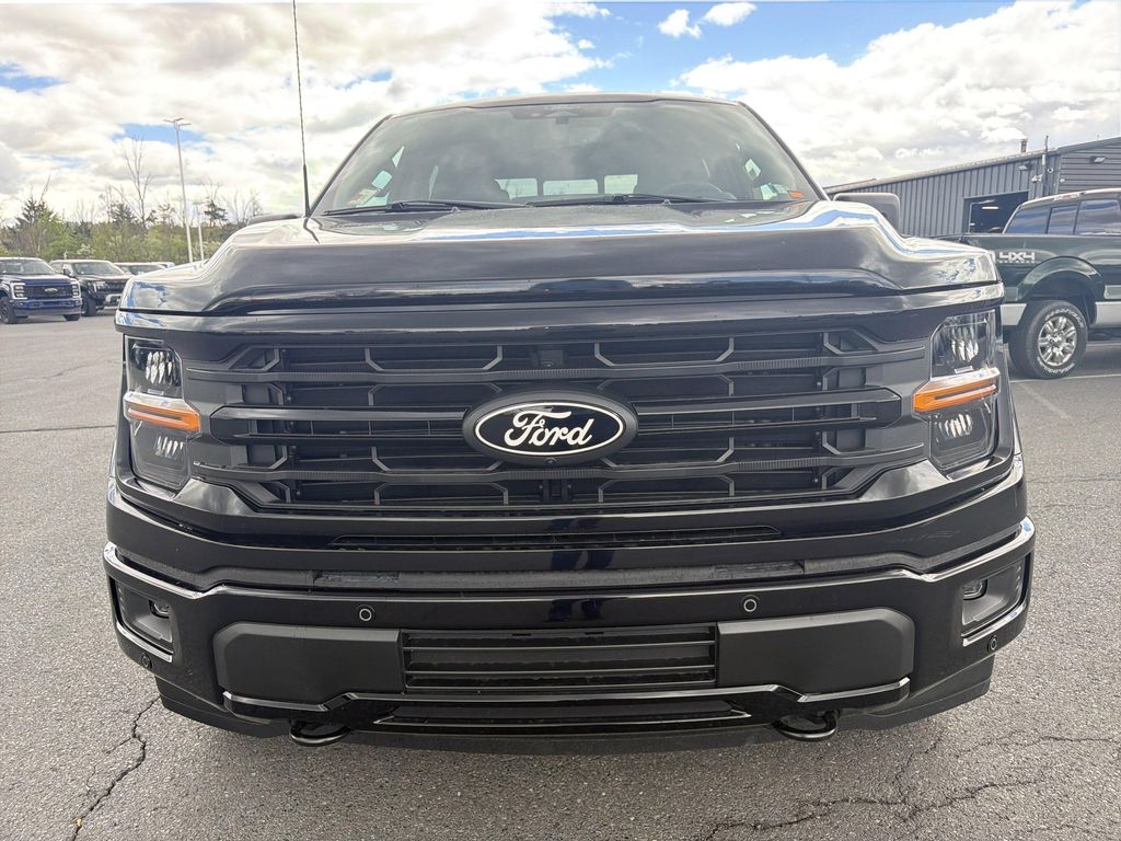 صورة مصغرة 9 لـ 2026 FORD F-150 XLT