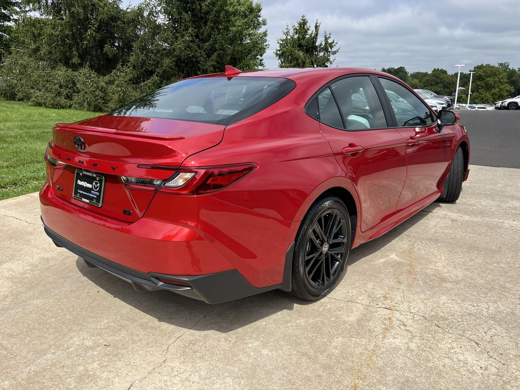 2026 Toyota CAMRY SE — фото 13