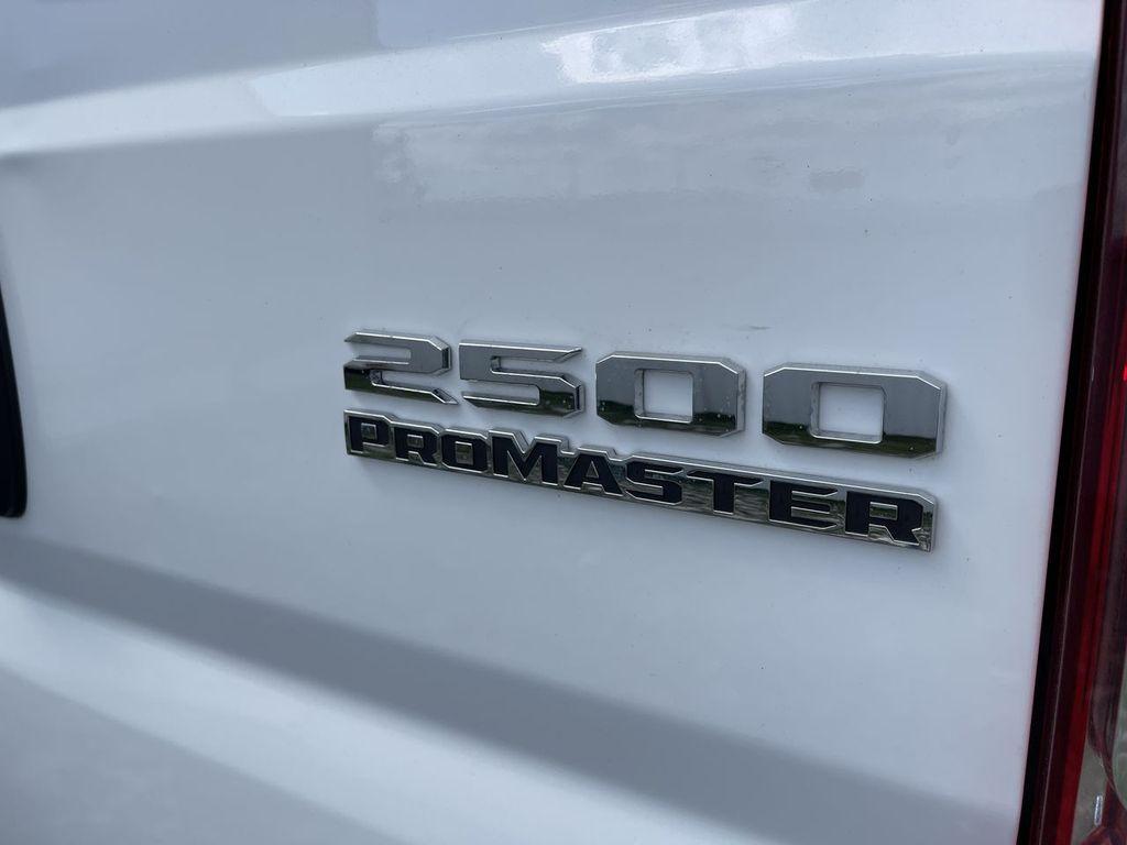 2025 RAM PROMASTER 2500 HIGH ROOF — фото 7