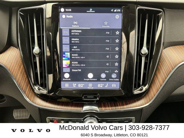 2024 Volvo XC60 RECHARGE PLUG-IN HYBRID T8 PLUS DARK THEME — миниатюра 16