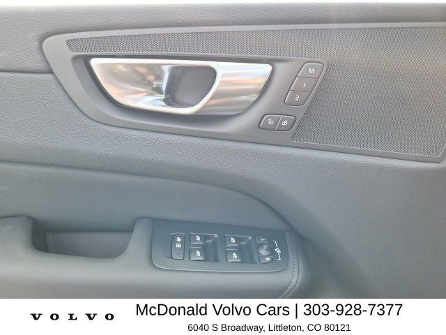 2026 Volvo XC60 PLUG-IN HYBRID T8 PLUS — фото 10