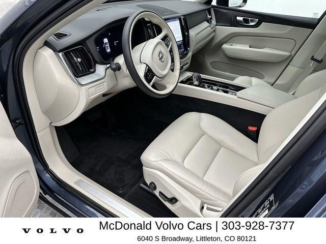 صورة 11 لـ 2024 Volvo XC60 RECHARGE PLUG-IN HYBRID T8 PLUS DARK THEME