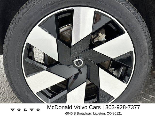 صورة 10 لـ 2024 Volvo XC60 RECHARGE PLUG-IN HYBRID T8 PLUS DARK THEME