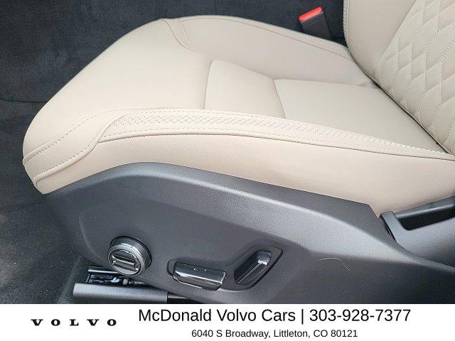 2026 Volvo XC60 PLUG-IN HYBRID T8 PLUS 缩略图 12