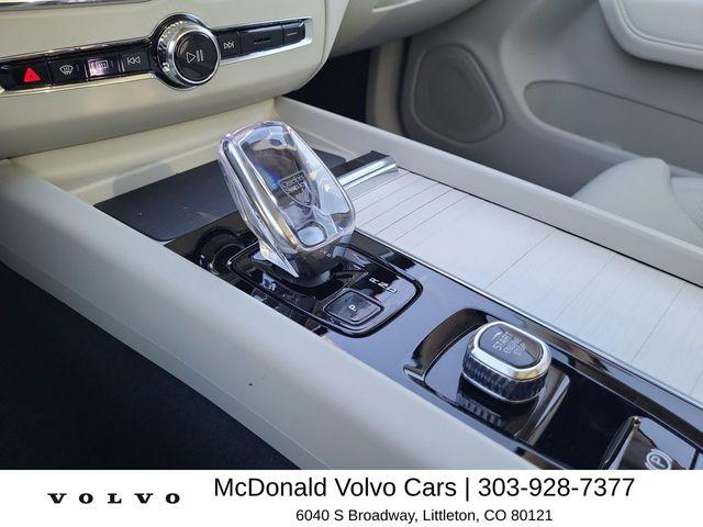 2026 Volvo XC60 B5 ULTRA 缩略图 24