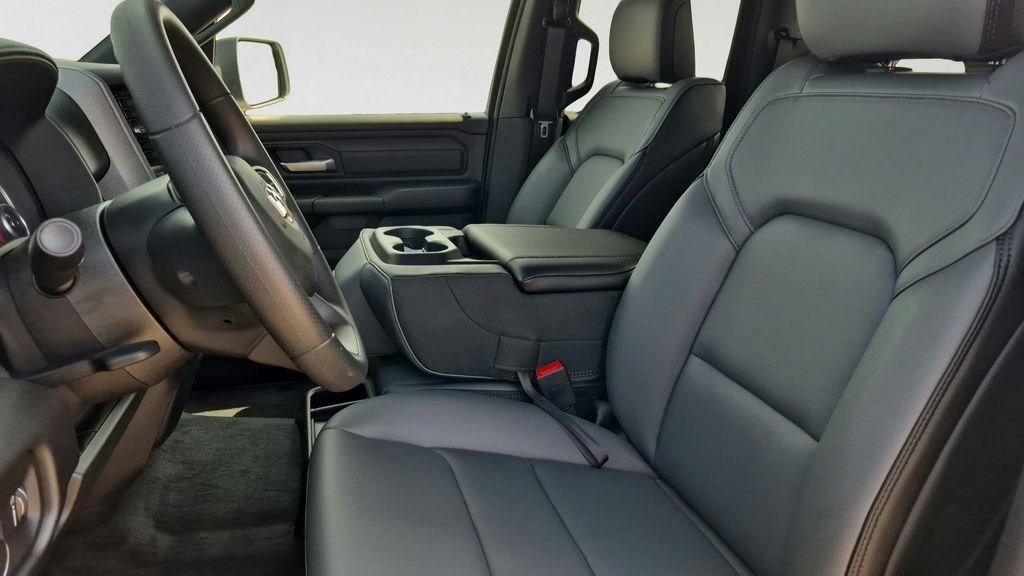 2026 RAM 1500 TRADESMAN — миниатюра 11