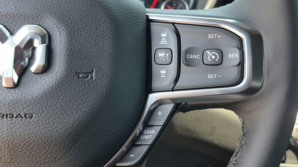 صورة مصغرة 17 لـ 2026 RAM 1500 LARAMIE