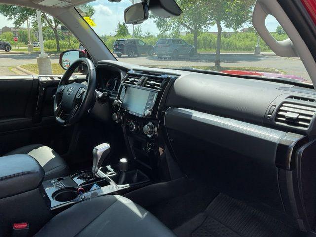 2023 Toyota 4RUNNER TRD OFF ROAD PREMIUM — миниатюра 31