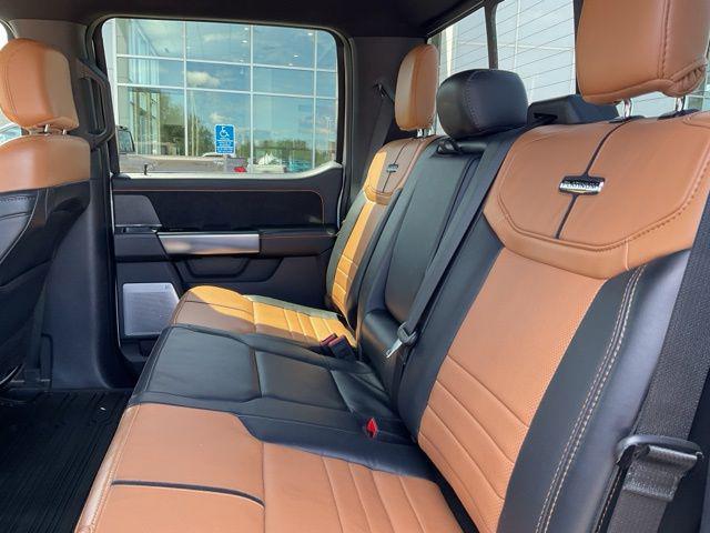 صورة مصغرة 26 لـ 2024 FORD F-350 PLATINUM