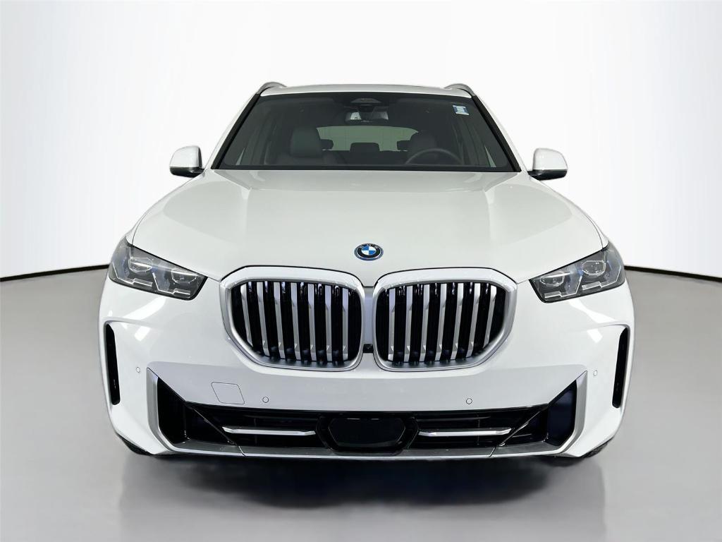 2026 BMW X5 PHEV XDRIVE50E — фото 9