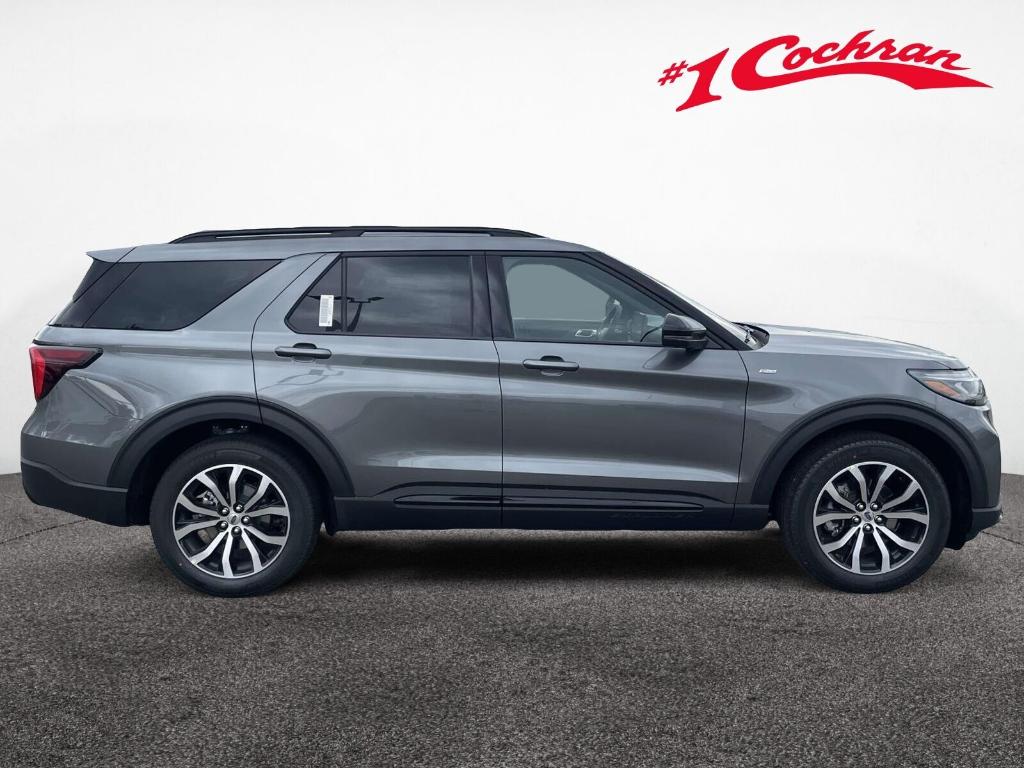 صورة 6 لـ 2026 FORD EXPLORER ST-LINE