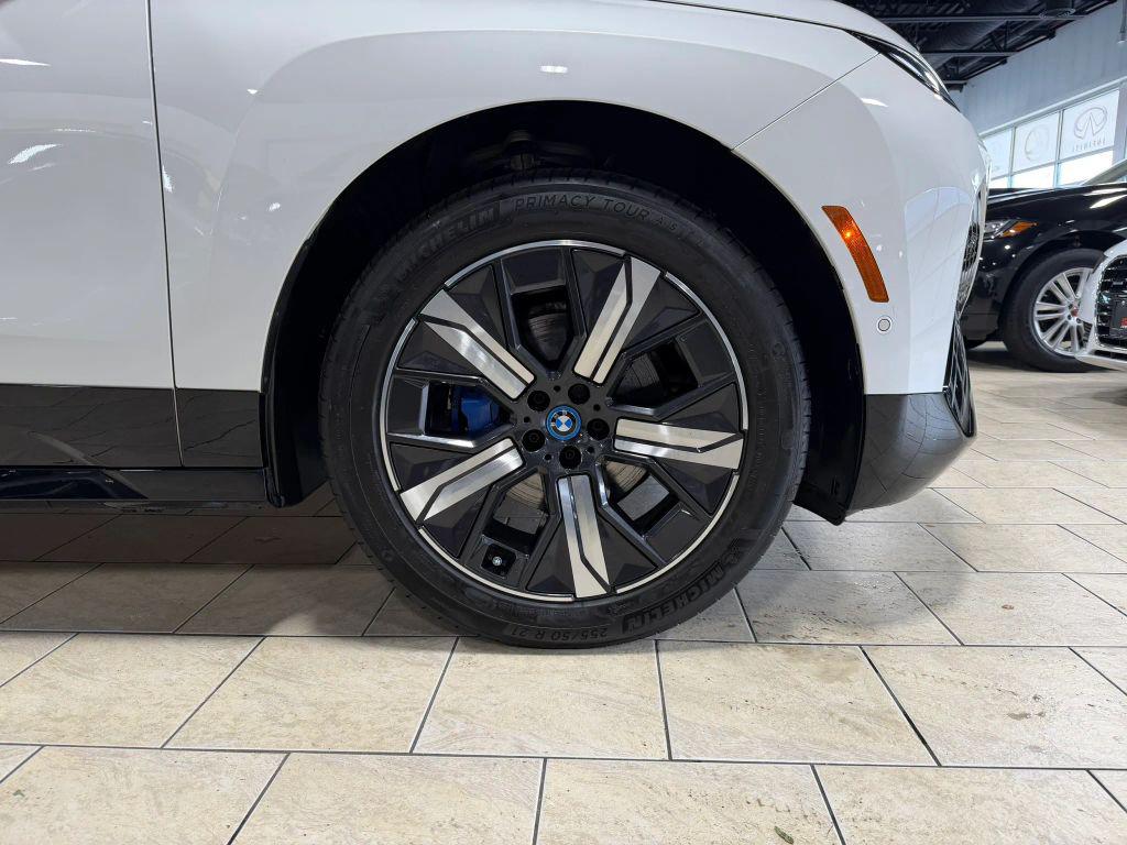 صورة مصغرة 43 لـ 2025 BMW IX XDRIVE50