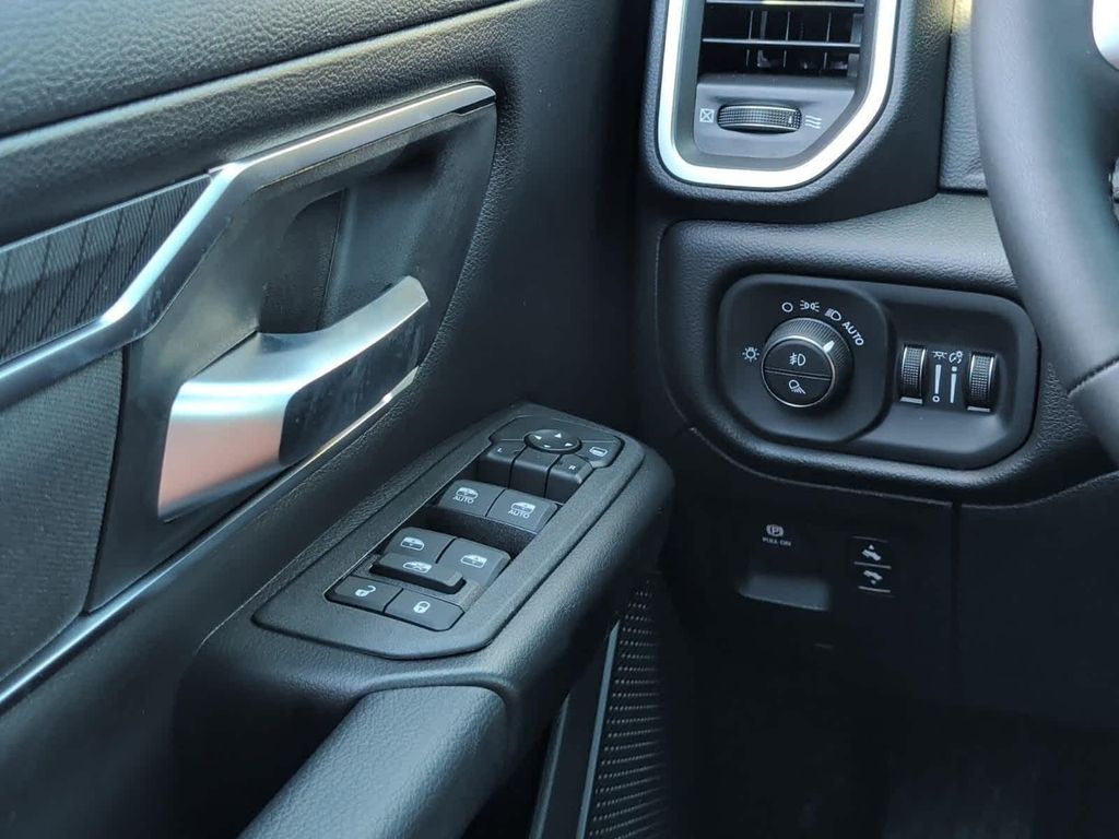 2026 RAM 1500 BIG HORN/LONE STAR 缩略图 21