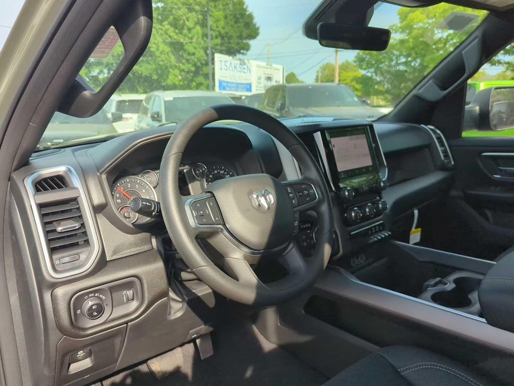 2026 RAM 1500 BIG HORN/LONE STAR — миниатюра 13