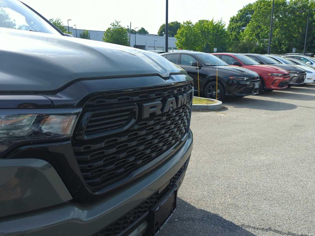 صورة 10 لـ 2026 RAM 1500 BIG HORN/LONE STAR