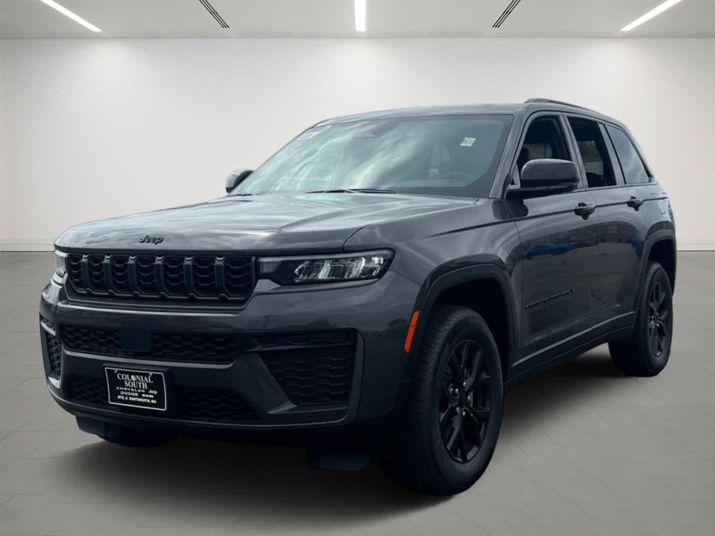 New 2026 Jeep Grand Cherokee Altitude