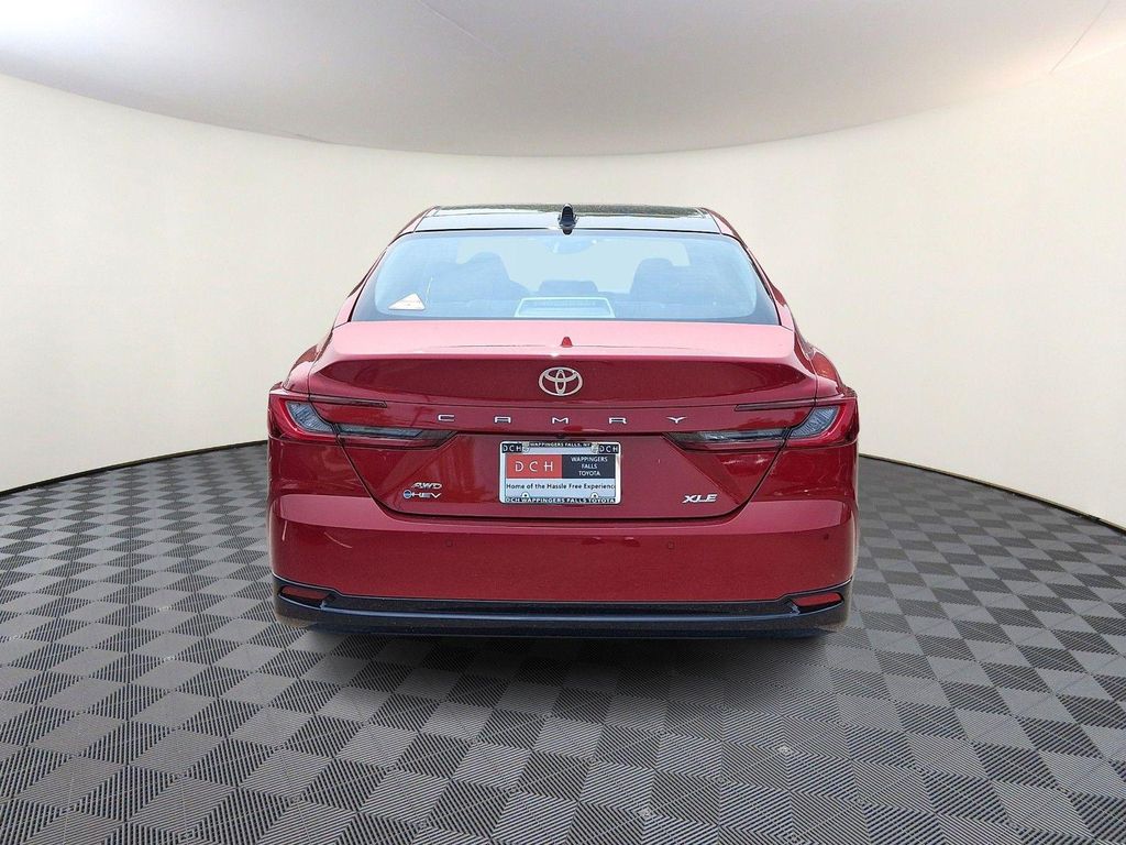 2026 Toyota CAMRY XLE — миниатюра 5