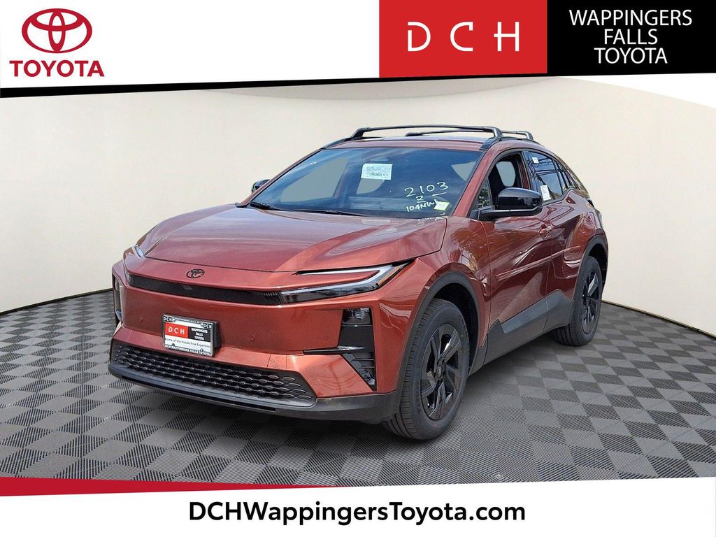 New 2026 Toyota C-HR SE