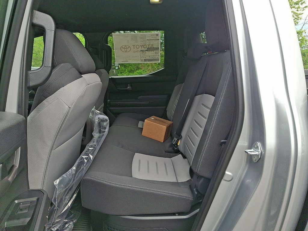 صورة 8 لـ 2026 Toyota TACOMA HYBRID TRD OFF ROAD