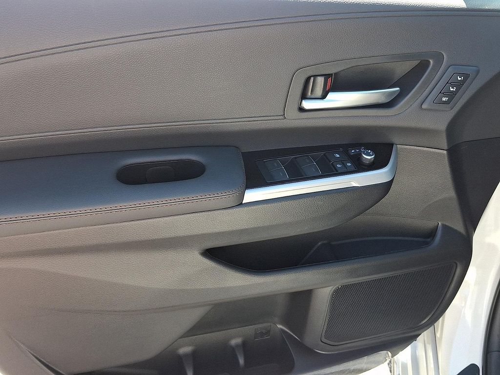 2026 Toyota SIENNA PLATINUM 缩略图 11