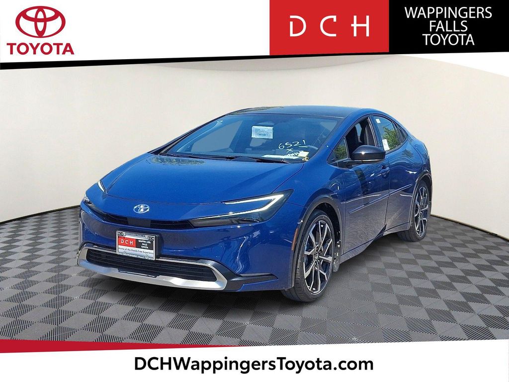 New 2026 Toyota Prius Plug-In Hybrid XSE
