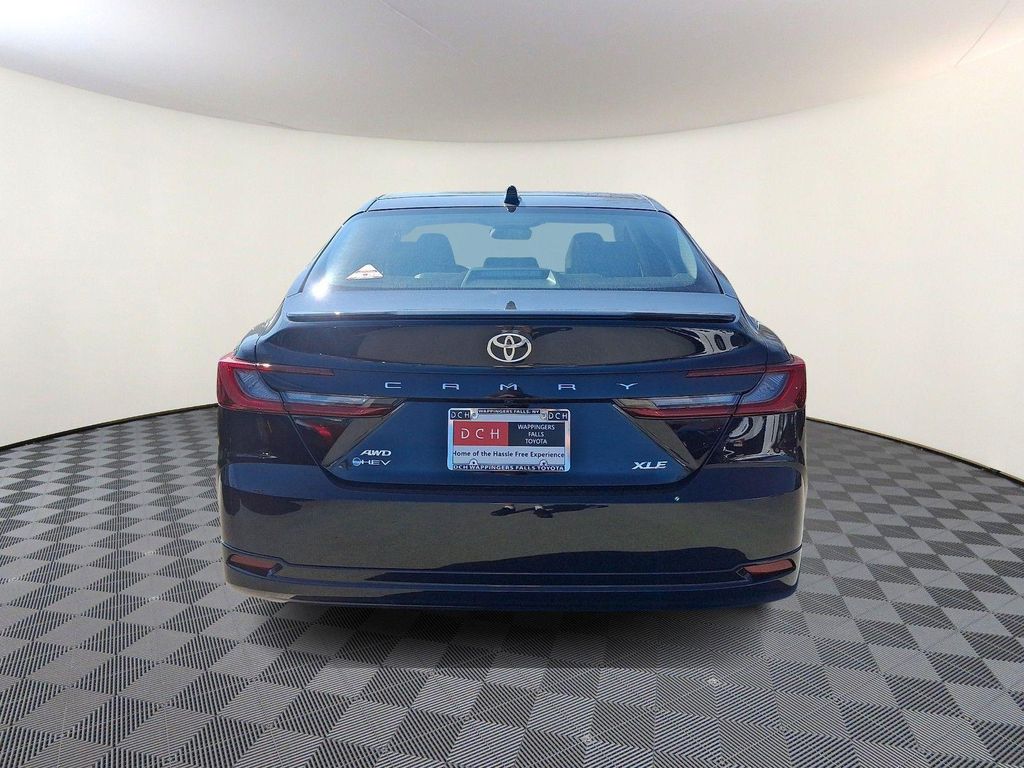 TOYOTA CAMRY - 5