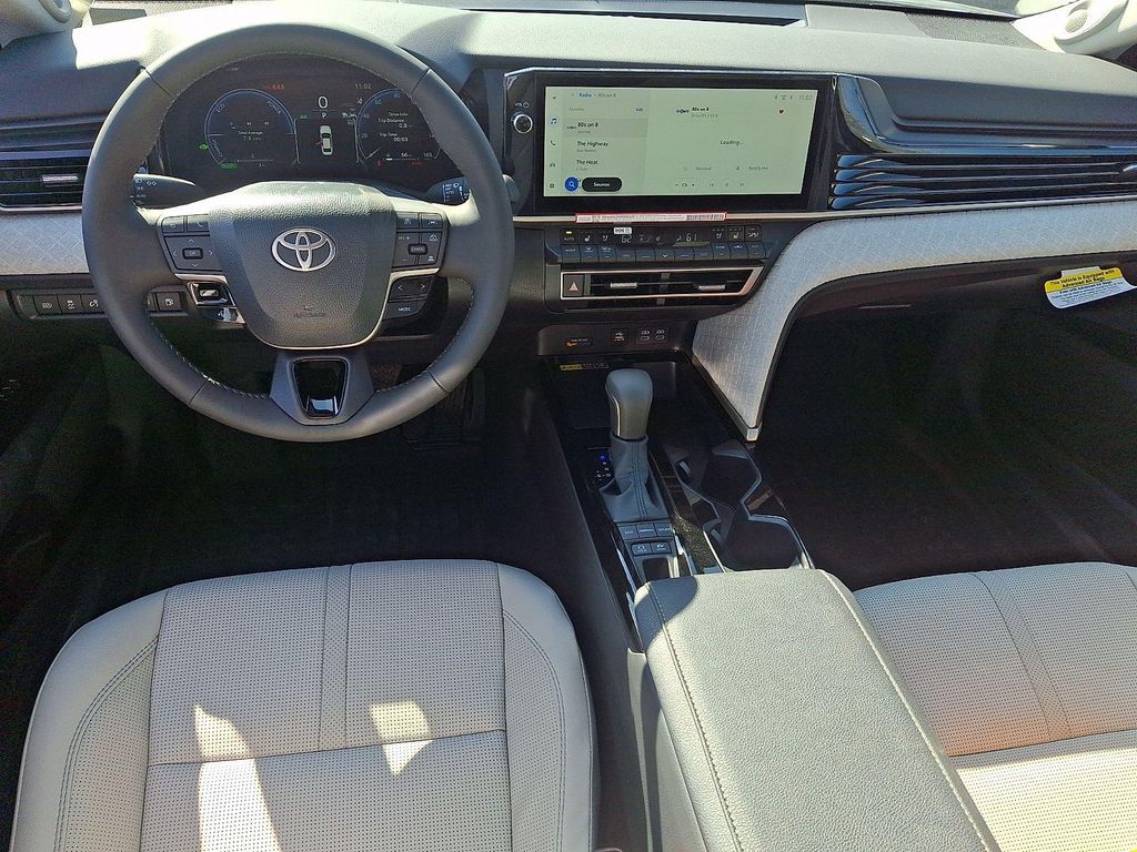 TOYOTA CAMRY - 7