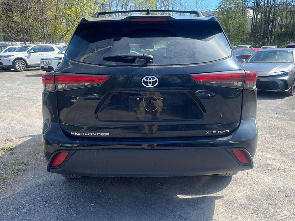 TOYOTA HIGHLANDER - 7