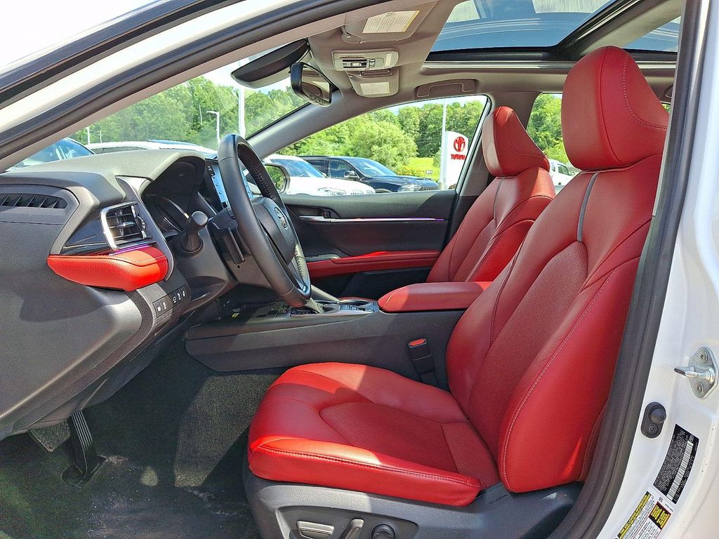 صورة مصغرة 16 لـ 2023 Toyota CAMRY XSE