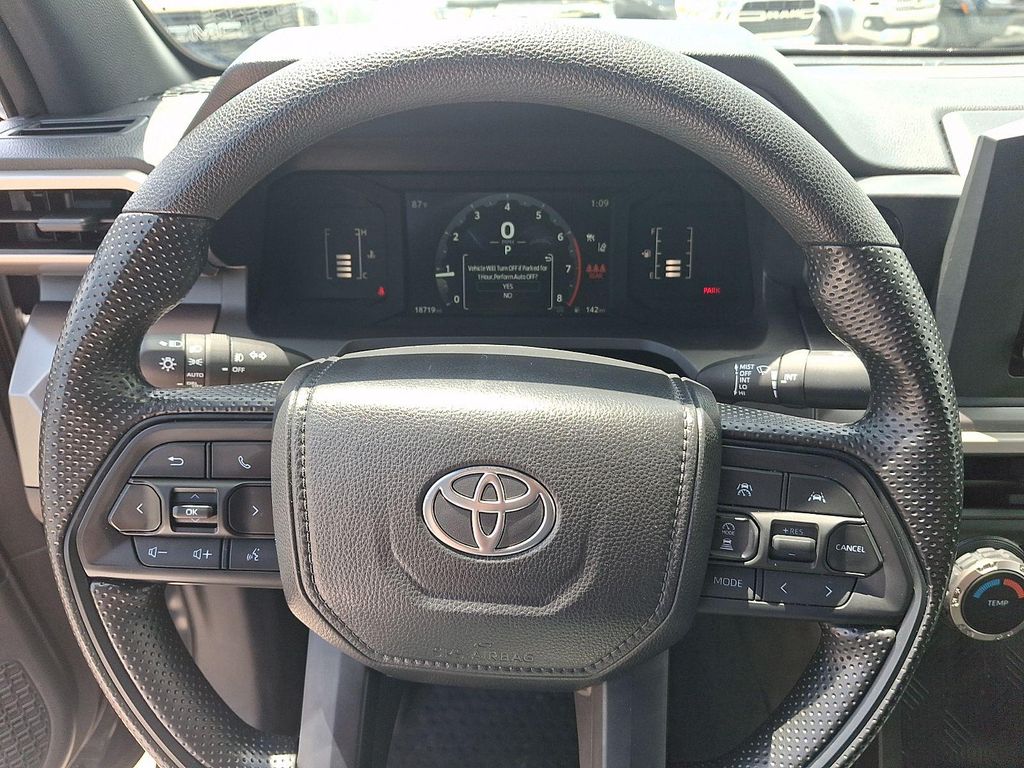 2025 Toyota TACOMA SR5 — миниатюра 21
