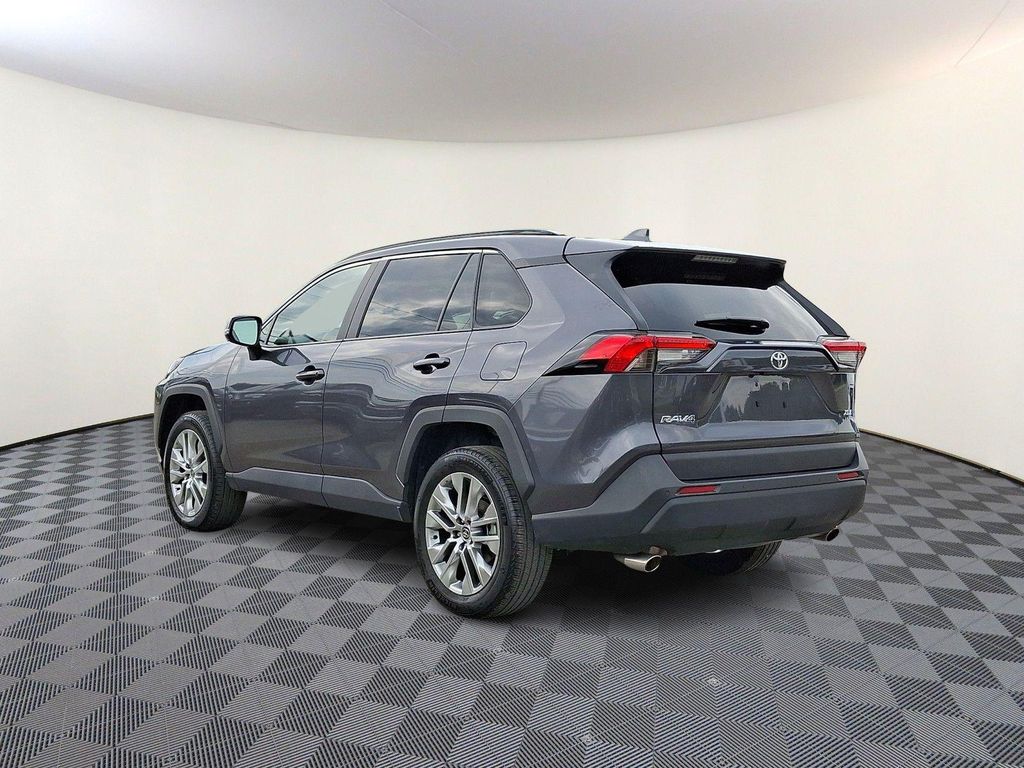 2025 Toyota RAV4 XLE PREMIUM 照片 9