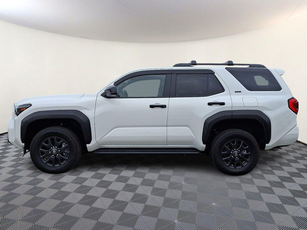 صورة 9 لـ 2026 Toyota 4RUNNER SR5
