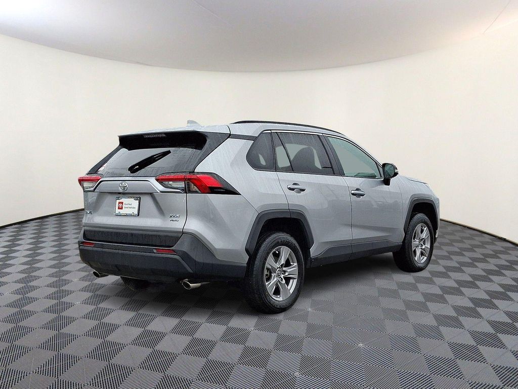 TOYOTA RAV4 - 6