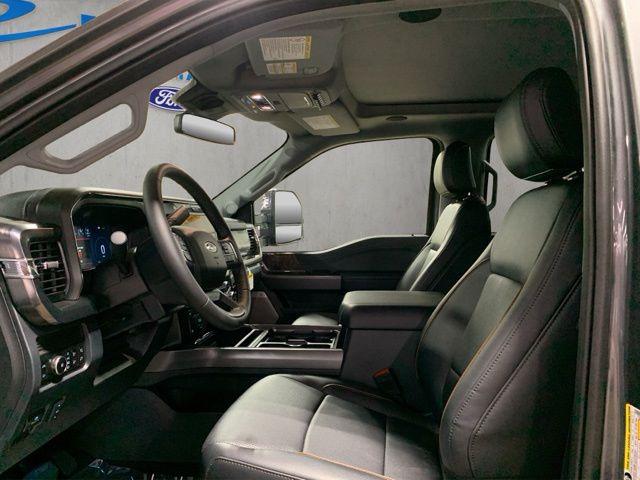 2026 FORD F-250 LARIAT 照片 9
