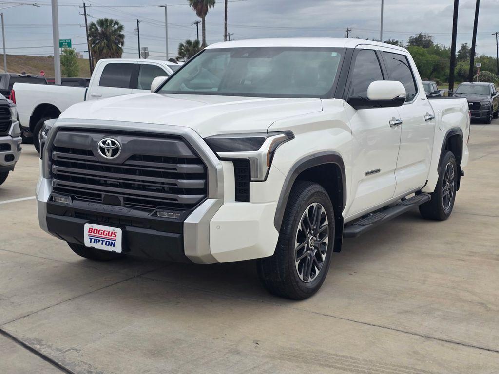TOYOTA TUNDRA - 9