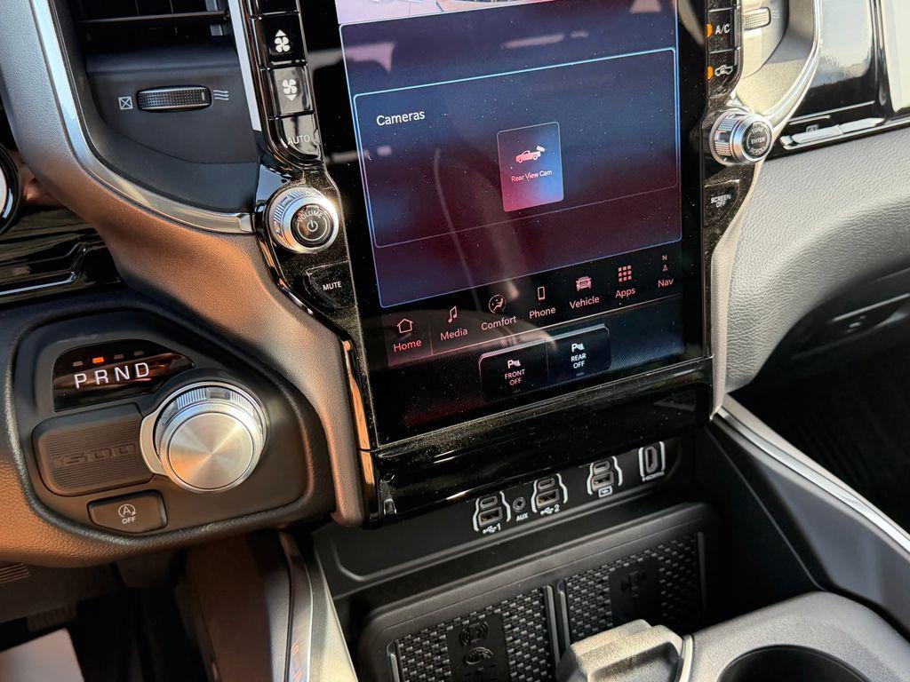 صورة مصغرة 14 لـ 2026 RAM 1500 LARAMIE