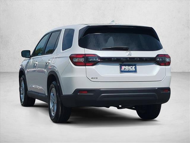 صورة 8 لـ 2023 Honda PILOT AWD LX