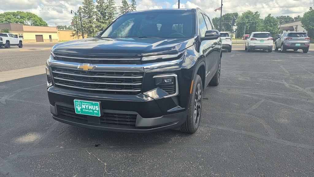 New 2026 Chevrolet Traverse LT