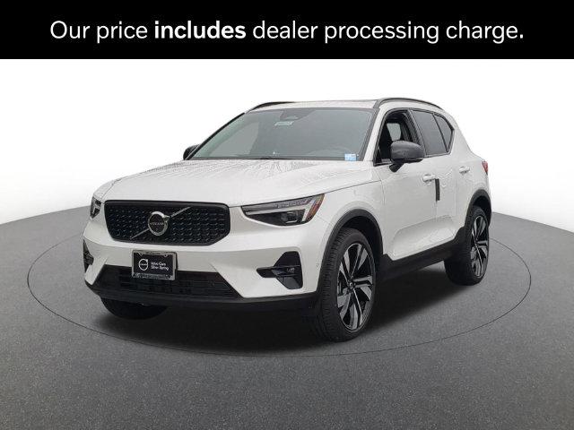 New 2026 Volvo XC40 Ultra, B5 AWD Gas (mild hybrid), Dark