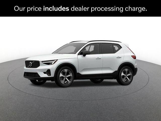 New 2026 Volvo XC40 Plus, B5 AWD Gas (mild hybrid), Dark