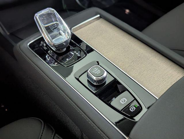 2026 Volvo XC90 PLUG-IN HYBRID PLUS, T8 AWD, ELECTRIC/GASOLIN 缩略图 23