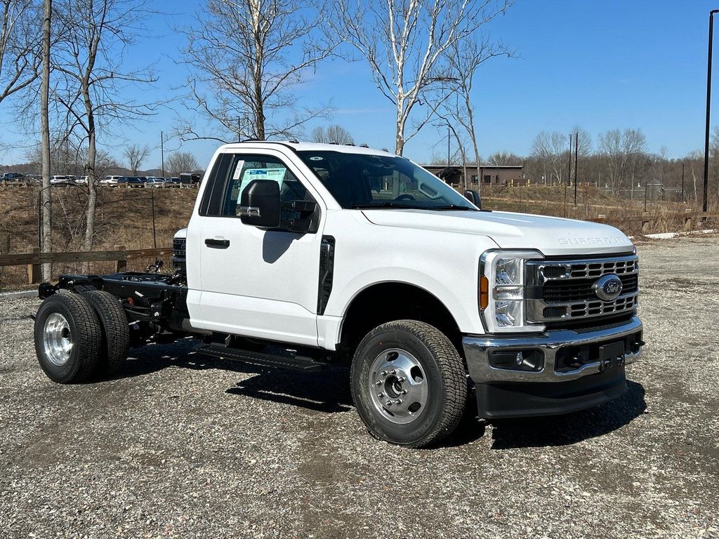 New 2026 Ford F-350 XL