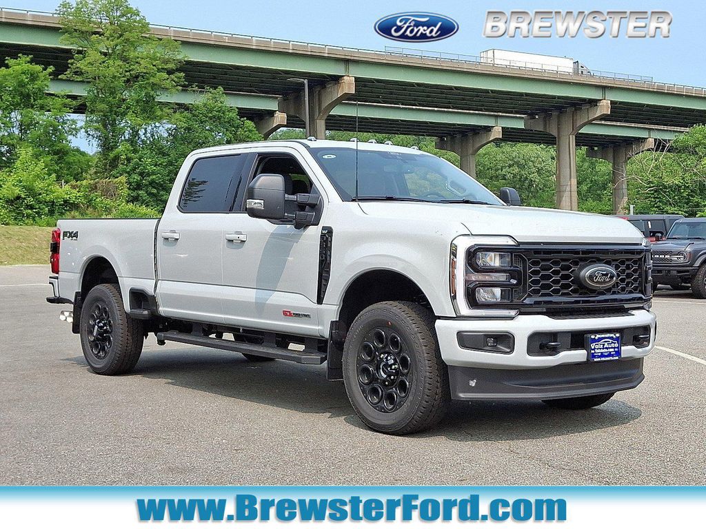 New 2025 Ford F-350 XLT
