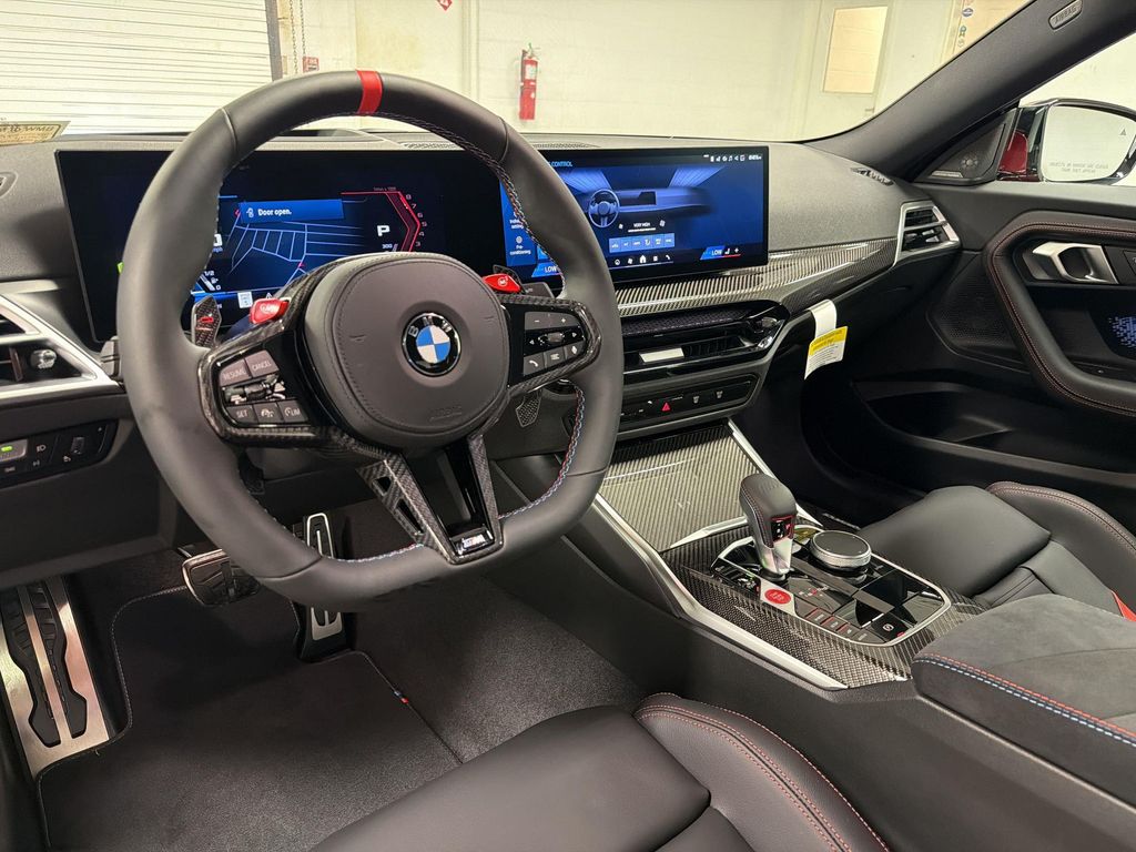 صورة مصغرة 29 لـ 2026 BMW M2 BASE